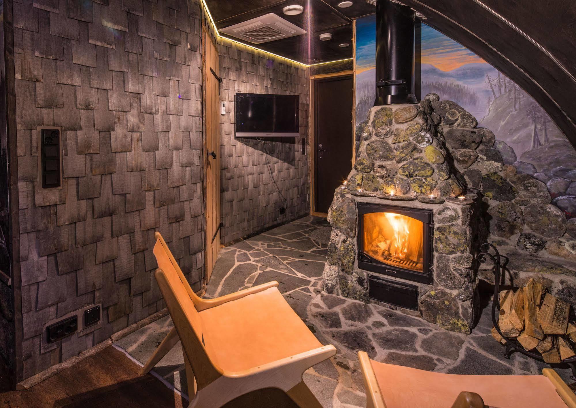 Lapland Northern Lights Hotel Ilveslinna Ranua Εξωτερικό φωτογραφία