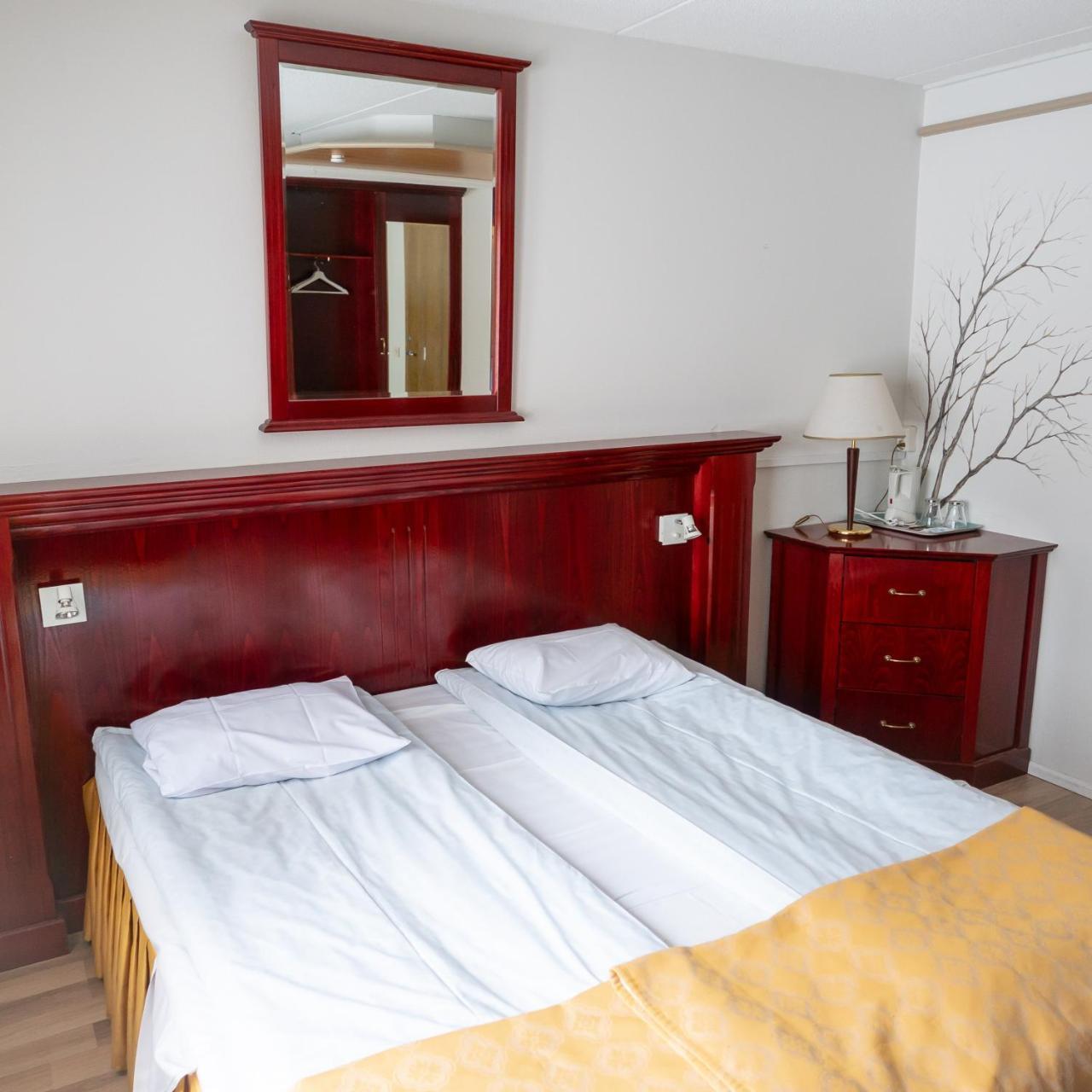 Lapland Northern Lights Hotel Ilveslinna Ranua Εξωτερικό φωτογραφία
